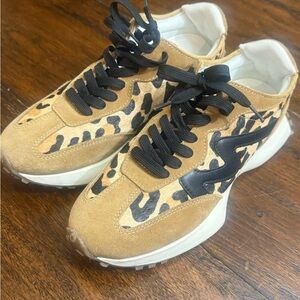 Steve Madden Campo Sneakers